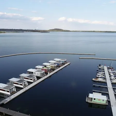 Hausboote Marina Braunsbedra Villa Exterior photo